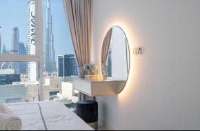 Exquisite stay in Downtown Burj Khalifa Views with stunning pool
